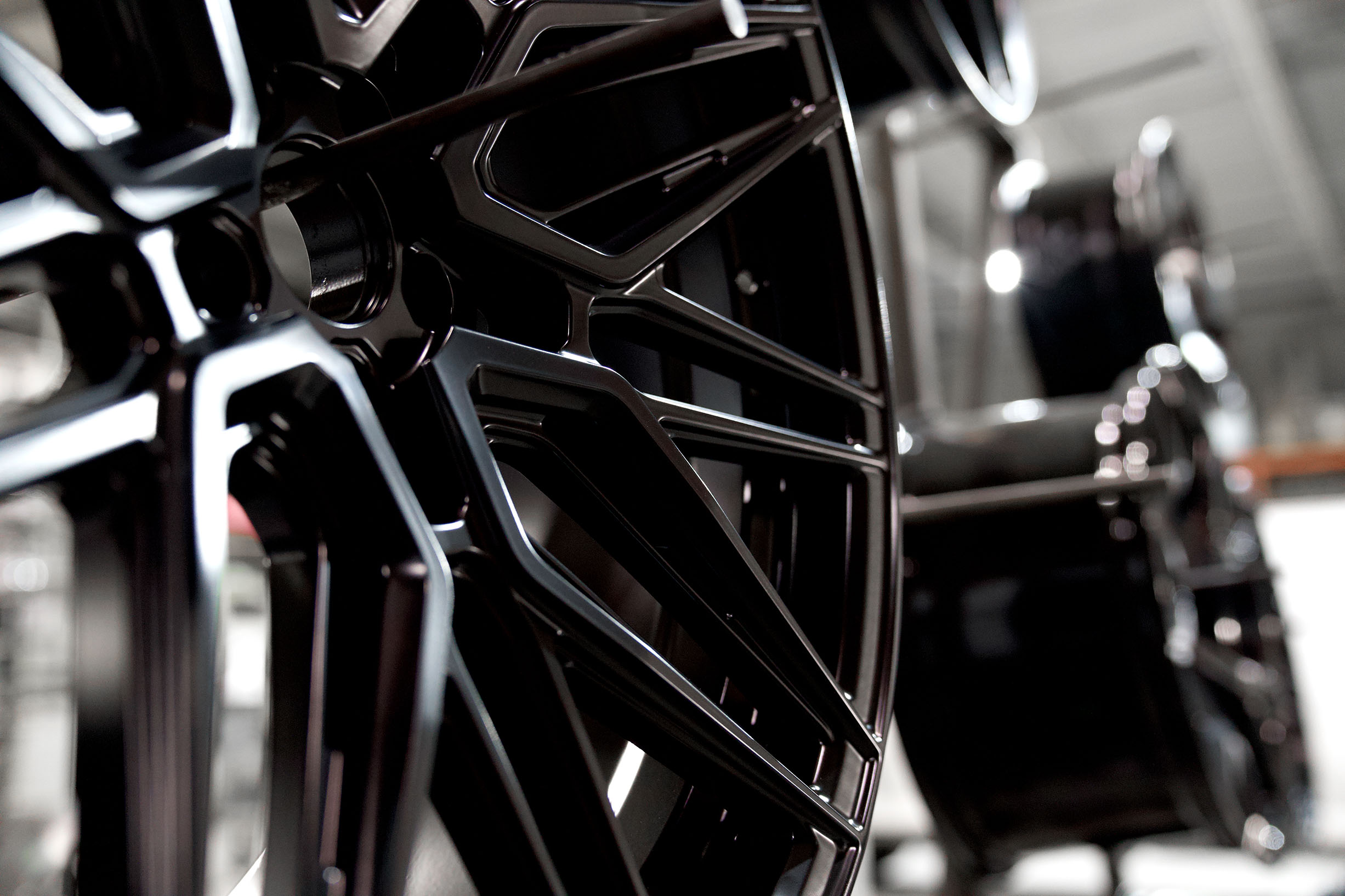 Réparation de roues à Montréal : MAG EXPRESS au service des ateliers